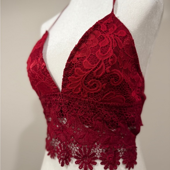 Elegant Red Lace Bralette Top - Picture 1 of 5